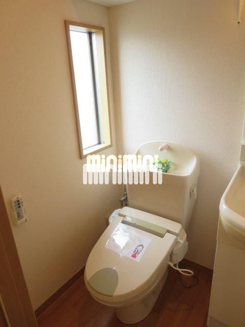 ヴィルヌーブのトイレ写真