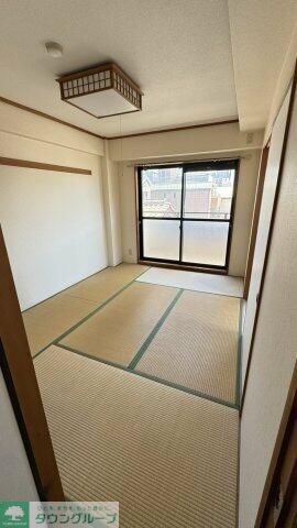 ライジングサンの内装写真