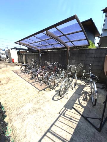 地下鉄桜通線 相生山駅 徒歩20分 4階建 築49年の外観写真