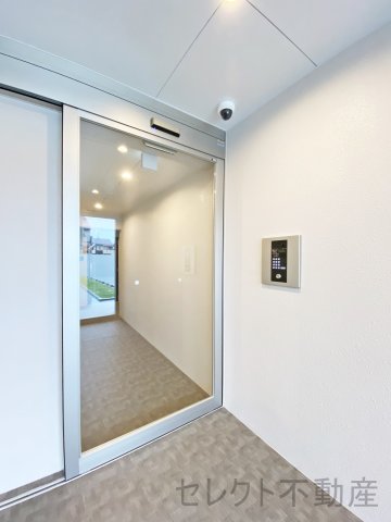 地下鉄東山線 本陣駅 徒歩7分 5階建 築4年の外観写真