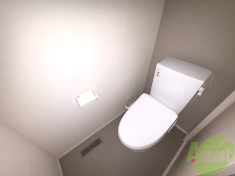 トイレ　トイレは、シャワートイレとなっております。