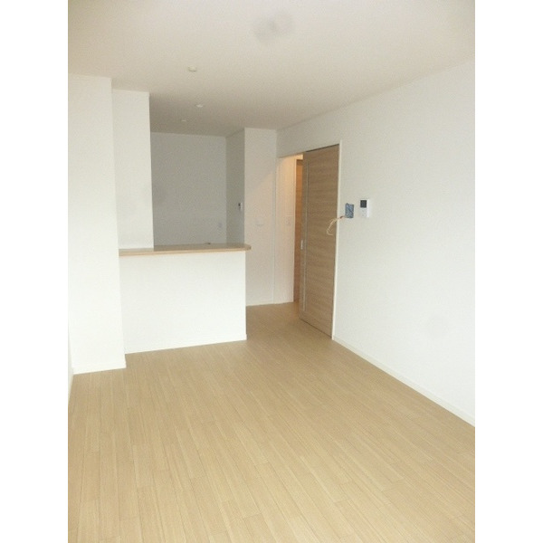 居室・リビング　広々としたお部屋です