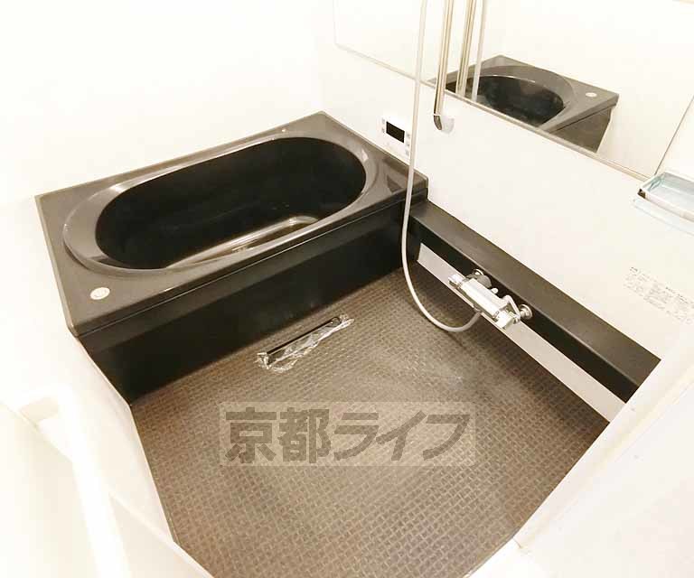 ＪＲ東海道本線 長岡京駅 徒歩48分 3階建 築8年の風呂写真