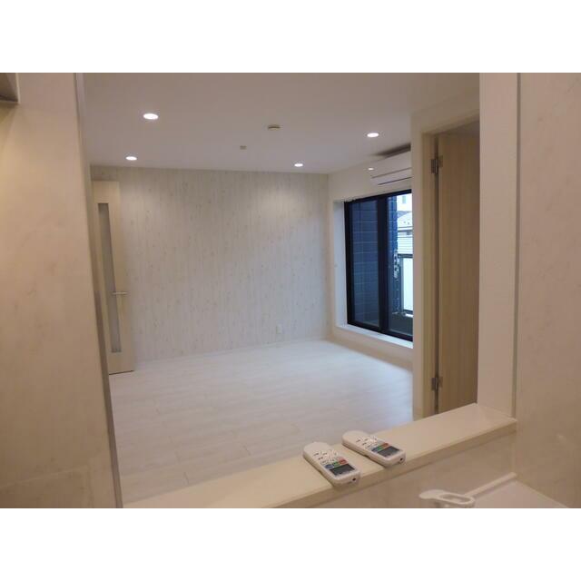 居室・リビング　※別部屋参考写真です