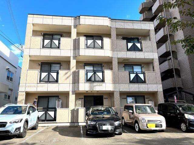 建物外観　外観写真（昼）