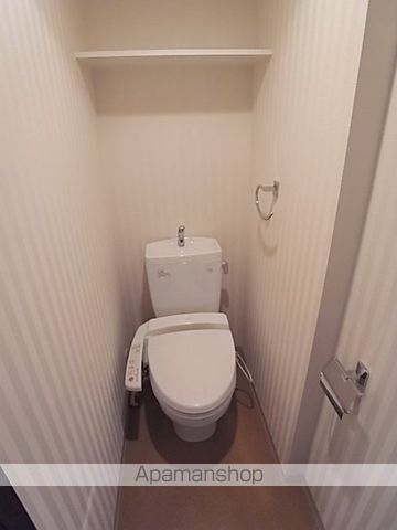 地下鉄谷町線 谷町九丁目駅 徒歩5分 14階建 築20年のトイレ写真