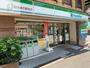 コンビニ　ファミリーマート阪急南方駅前店（コンビニ）まで395m
