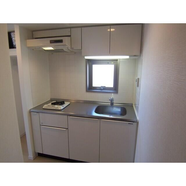 キッチン　同タイプ部屋　参考写真です