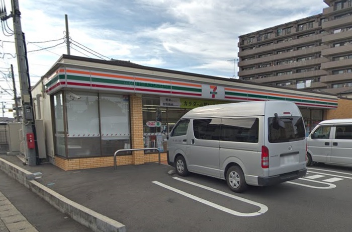 コンビニ　セブンイレブン大和福田中央店（コンビニ）まで193m