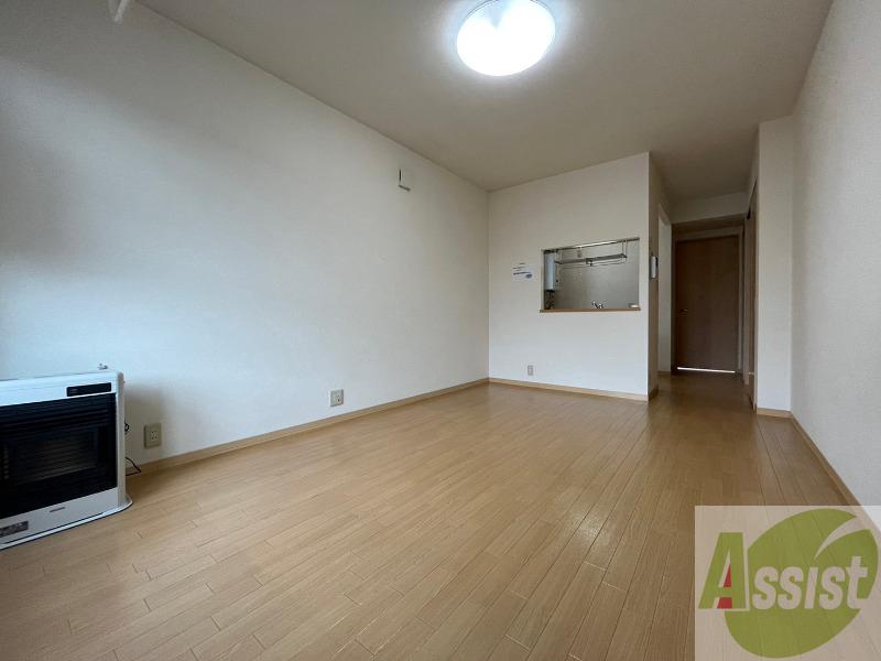 居室・リビング　広くてキレイなお部屋が広がっていて、充実した生活が送れそう。