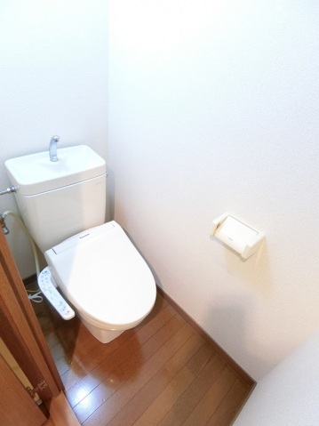 エンブレム熊取西のトイレ写真
