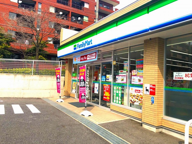 コンビニ　ファミリーマート千種猫洞通店（コンビニ）まで387m