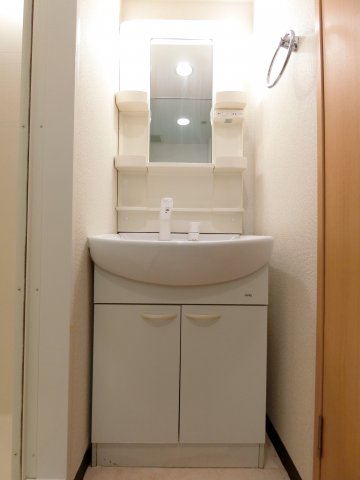 洗面設備　詳細は、RISUMO江坂本店→06-6155-7137まで♪