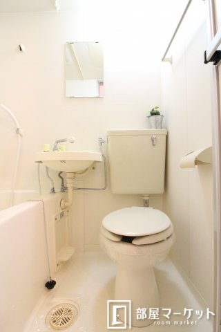 【豊田市東山町のマンションのトイレ】