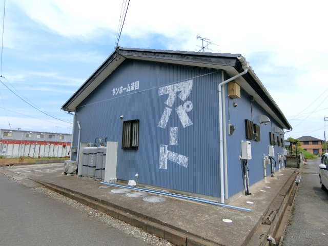 茂原市法目のアパートの建物外観