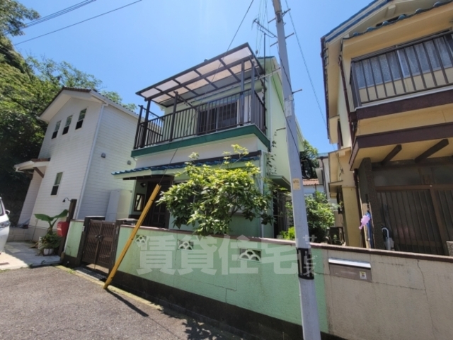 塩屋町南谷戸建の建物外観