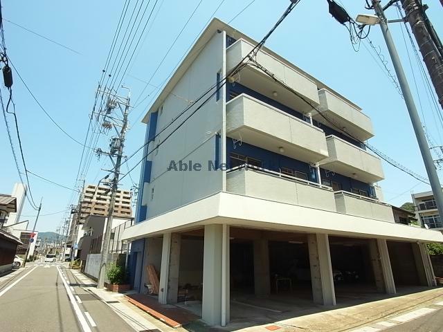 【岐阜市松屋町のマンションの建物外観】