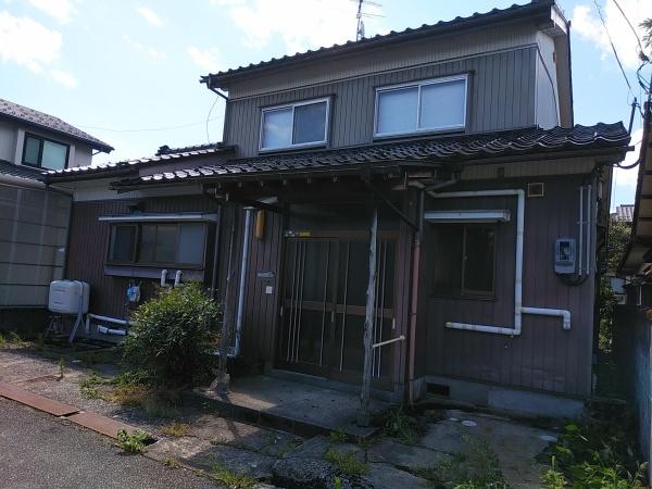 朝菜町5丁目(堀川町)貸家の建物外観