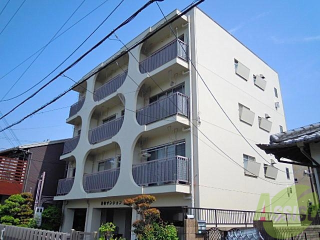 若竹マンションの建物外観