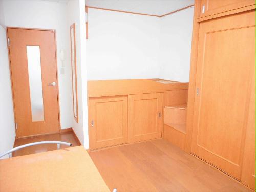 居室・リビング　フローリングのお部屋です