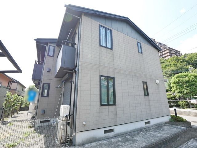 町田市小山町のアパートの建物外観