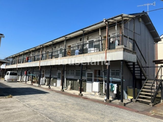 紀の川市打田のアパートの建物外観