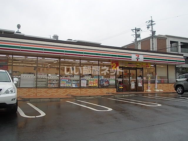 コンビニ　セブンイレブン 名古屋一社4丁目店（コンビニ）まで517m