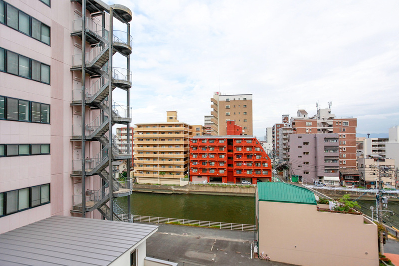 【福岡市早良区西新のマンションの眺望】