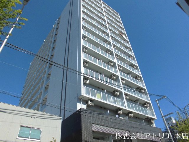 【グランシス高井田の建物外観】