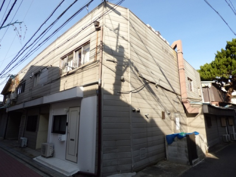 本町ハイツの建物外観