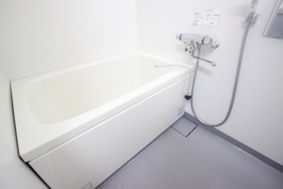 バス・シャワールーム　※他号室の写真です。