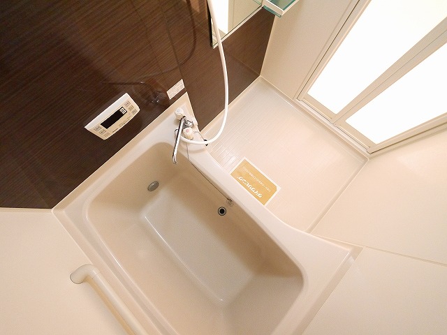 バス・シャワールーム　きれいなお風呂です