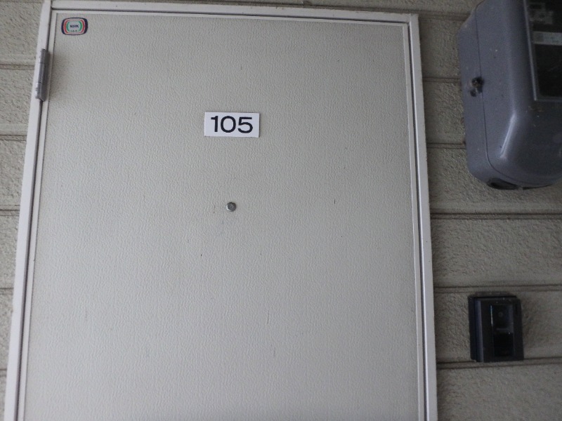 その他　玄関ドア※モニターホンは残置物ですが付いています