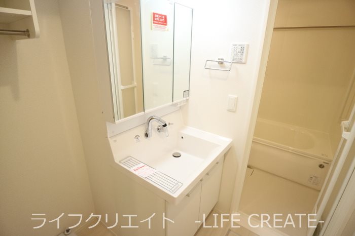 洗面設備　写真はA棟101号室