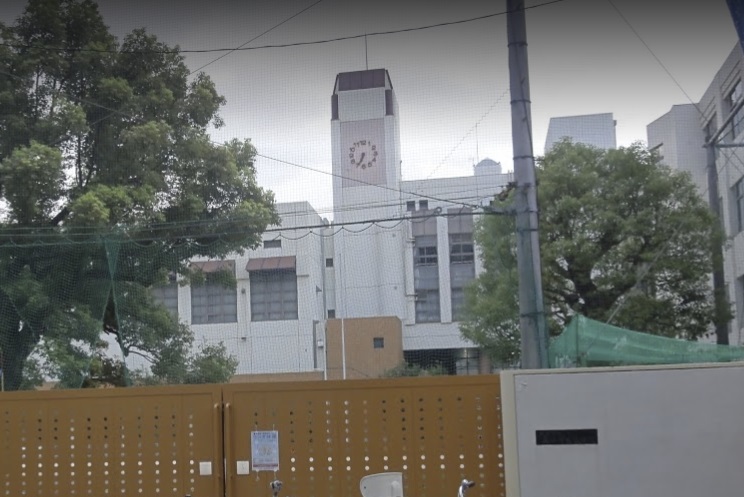 小学校　大阪市立南小学校（小学校）まで121m