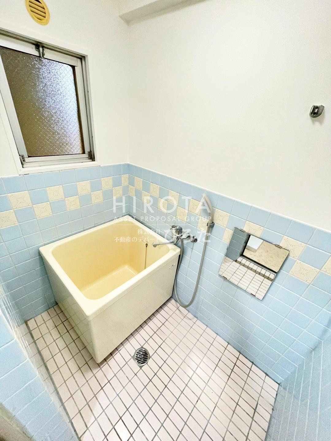 バス・シャワールーム