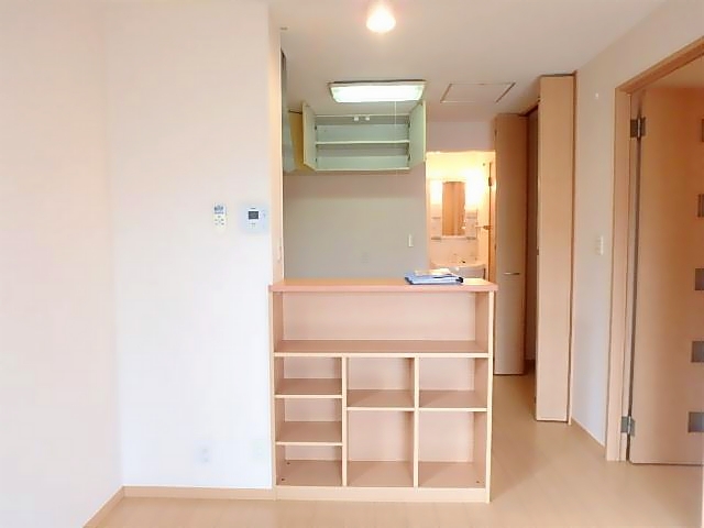 居室・リビング　フローリングのお部屋です。