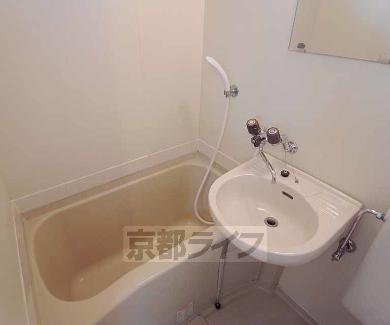 洗面設備　全部洗い流せます。