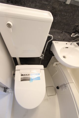 トイレ　同アパートの参考写真です。
