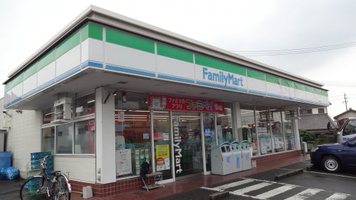 コンビニ　ファミリーマート 岩本宇頭店（コンビニ）まで410m