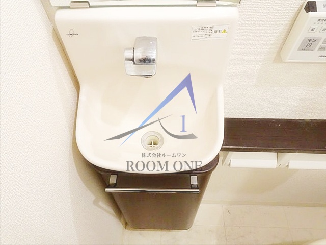 洗面設備　洗面台です。