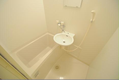 バス・シャワールーム　備品や設備仕様は号室等により異なります現地をご確認下さい。