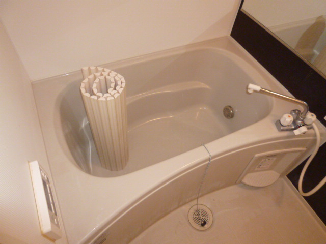 バス・シャワールーム　追い焚きバス