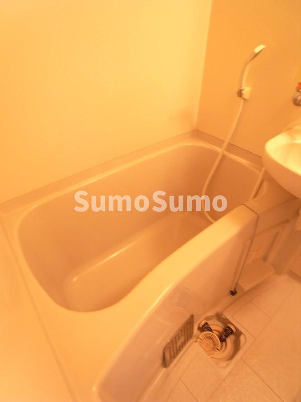 バス・シャワールーム　お風呂です