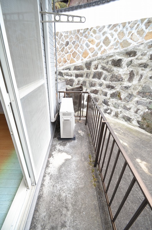 バルコニー　お問合せはシティホーム海田センター　082-821-2227