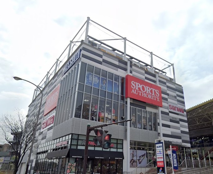 その他　スポーツオーソリティ（その他）まで1569m