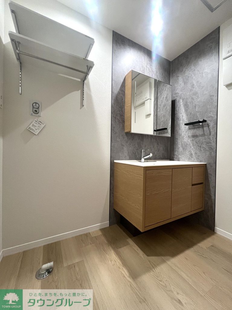 洗面設備　収納