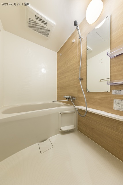 バス・シャワールーム　※写真は同タイプ住戸です。