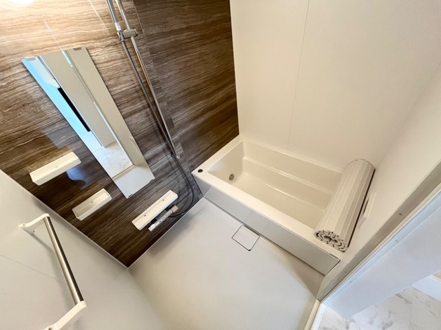 バス・シャワールーム　※同タイプの写真です。