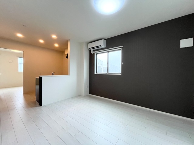 居室・リビング　※同タイプの写真です。